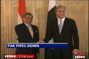 qureshi-krishna-isb-jul10 In Indian news TV channel's take on the foreign minister level talks between Pakistan and India, held in Islamabad on July 16, 2010, where India came to shake hands and not talk about almost anything.